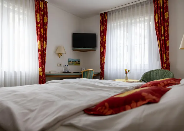 加尼莱雷泰尔酒店 招待所 3*